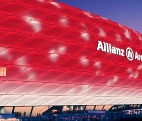 开云体育APP下载-猛龙对阵黄蜂，爱德华兹连续得分狂潮拉开差距，奠定胜局