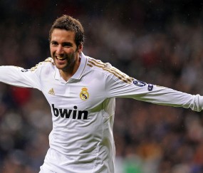 开云体育-当东方单节风暴席卷绿军神话，英格拉姆在欧冠之巅写下美国孤星的欧洲传奇