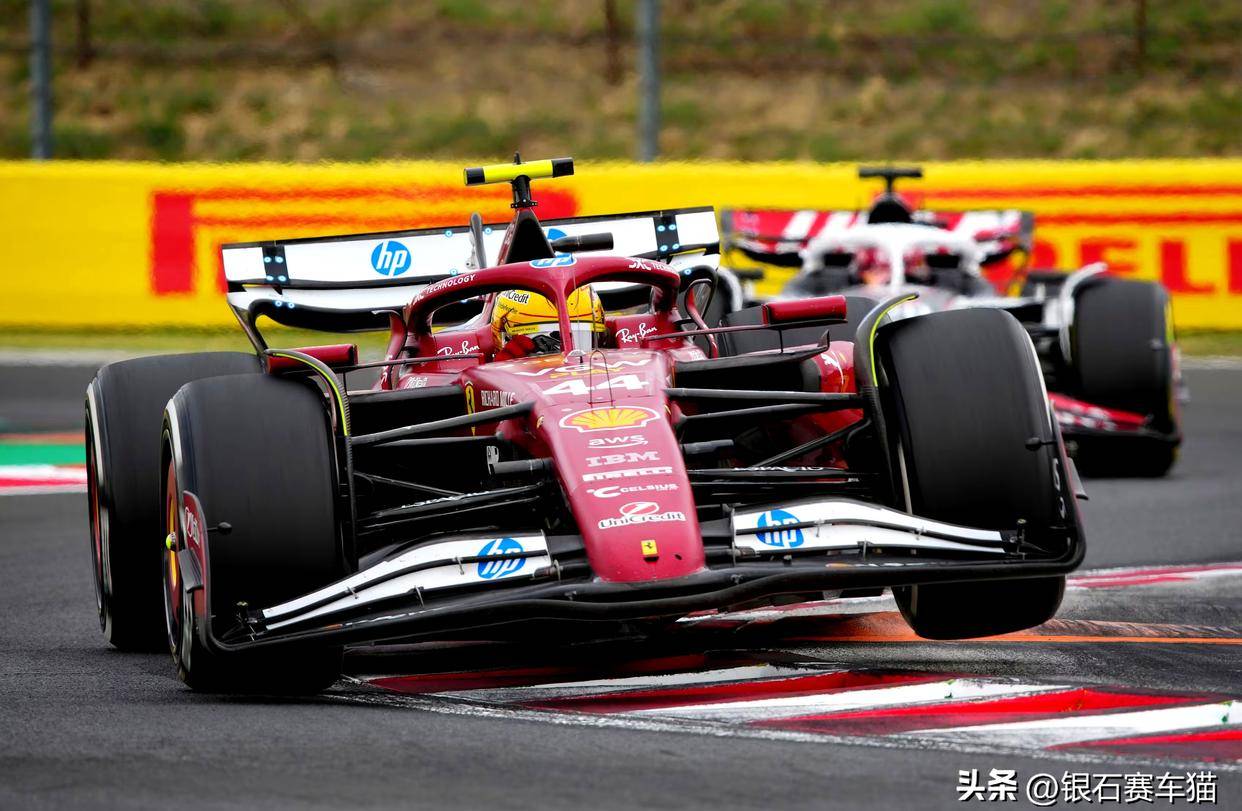 法拉利鏖战梅赛德斯，汉密尔顿关键制胜