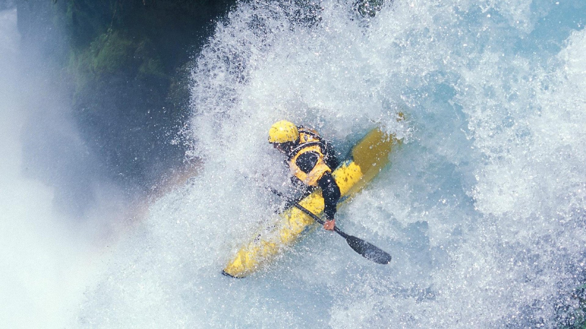 年度焦点之战之夜，克瓦拉茨赫利亚展现巨星价值