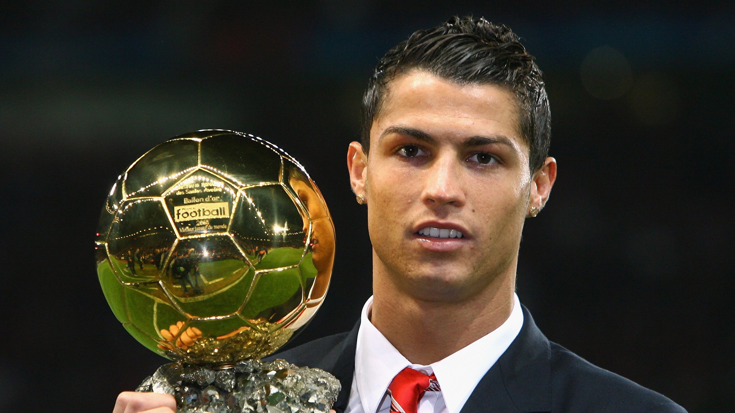 绿茵场上的独舞者，莫德里奇一手掌控比赛走势，苏格兰如何压制葡萄牙的战术密码