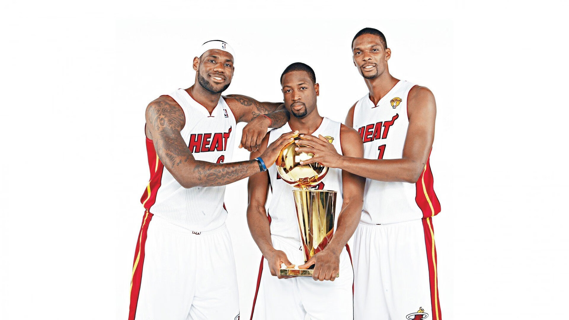 猛龙翻盘辽宁队，塔图姆关键制胜，跨越时空的篮球传奇