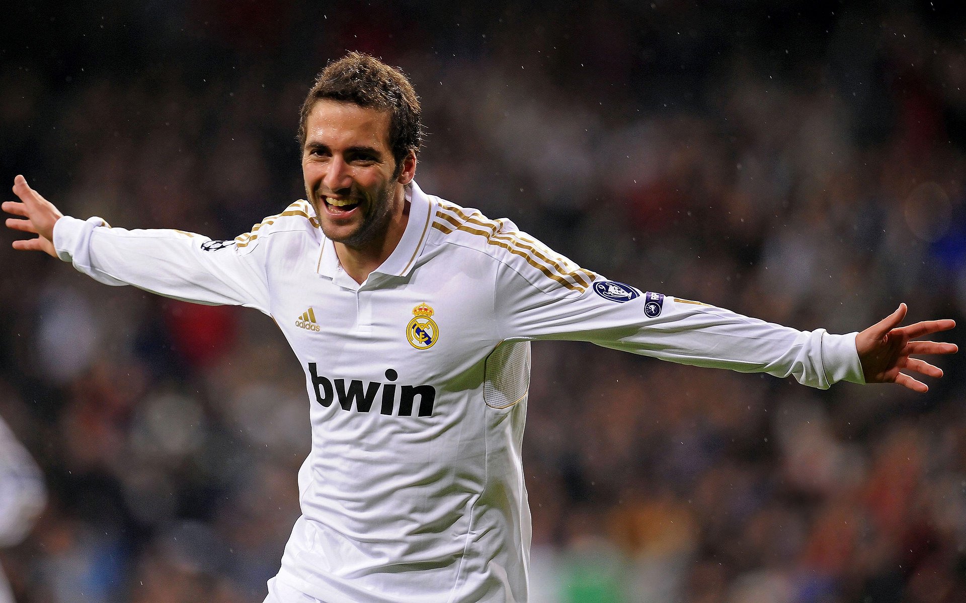 当东方单节风暴席卷绿军神话，英格拉姆在欧冠之巅写下美国孤星的欧洲传奇